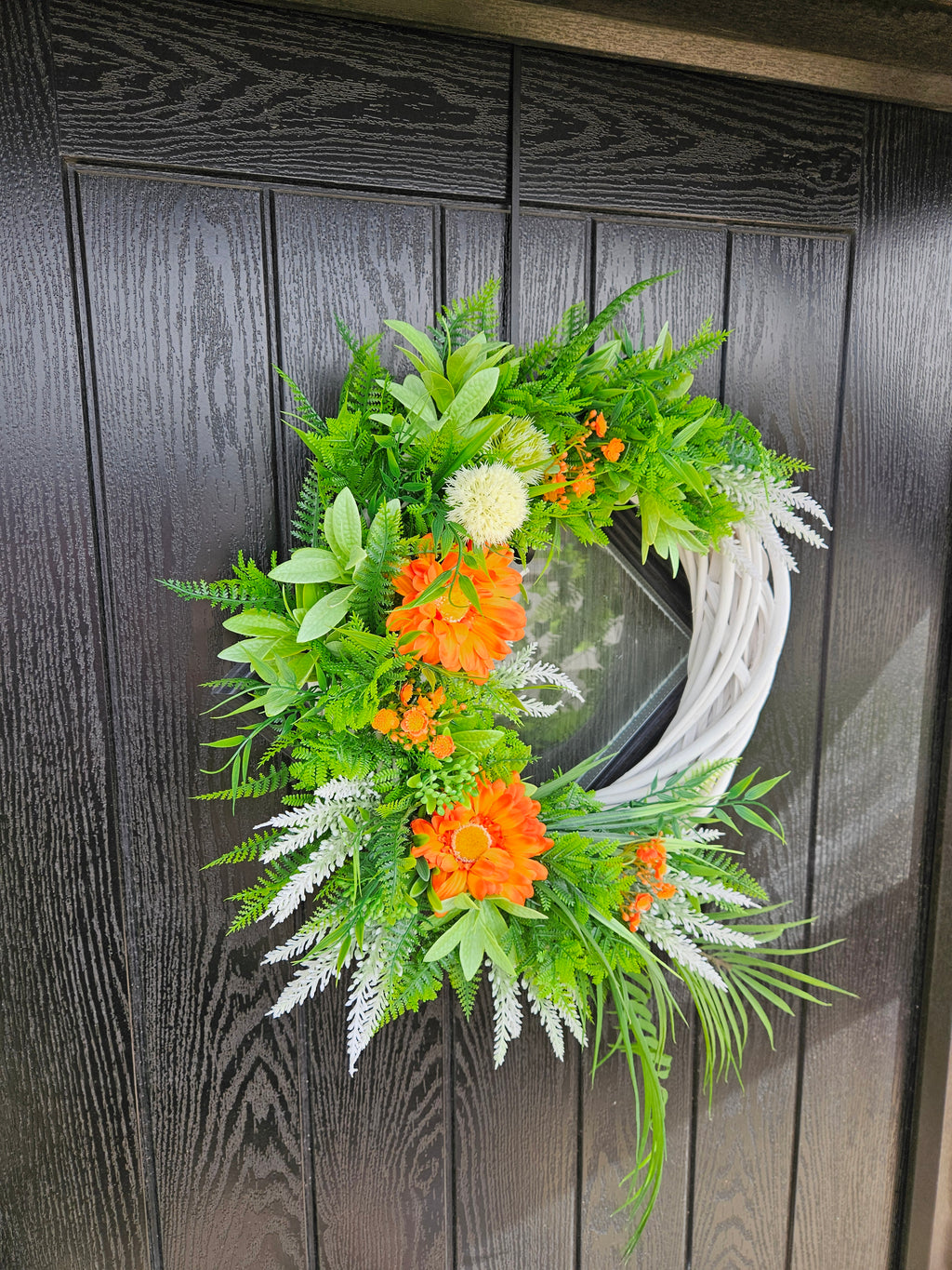 The Proper Orange Pop Wreath - Handcrafted with Vibrant Orange Blooms & Lush Greenery on Natural Wicker Base for Seasonal Home Decor