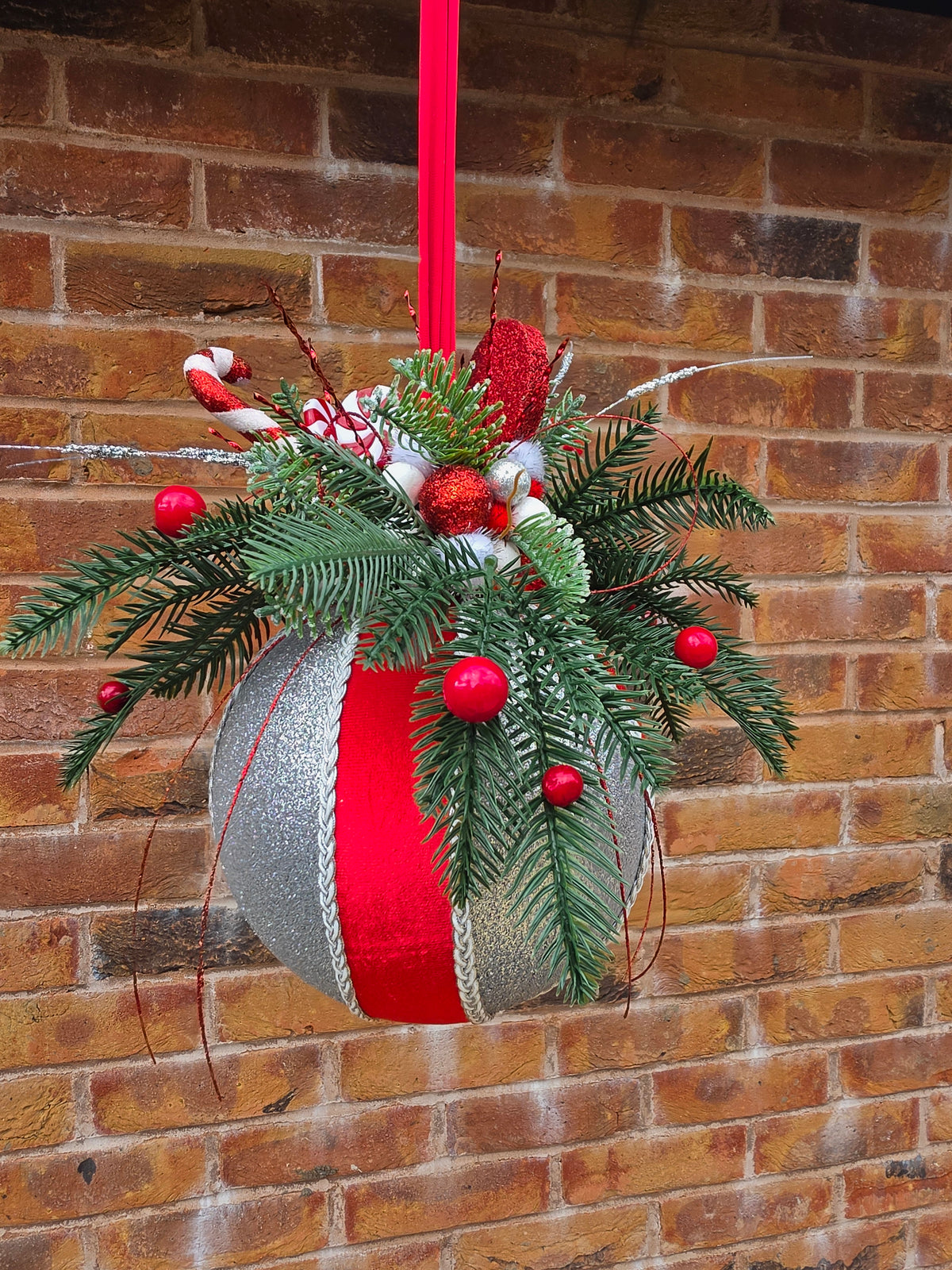 Candy Cane Crush Sister 15cm/20cm Bauble Set
